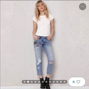 Pacsun‎ Girlfriend Crop Patch Appliqué Jeans